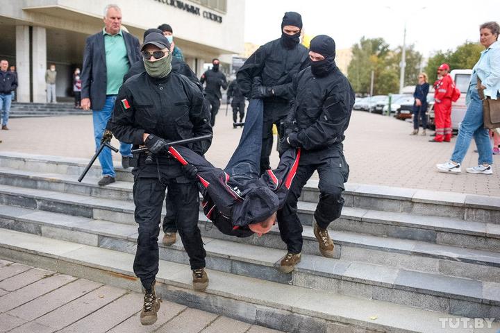 Минск задержания